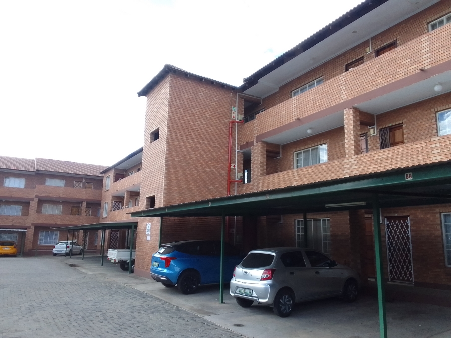 To Let 2 Bedroom Property for Rent in Mid Town North West